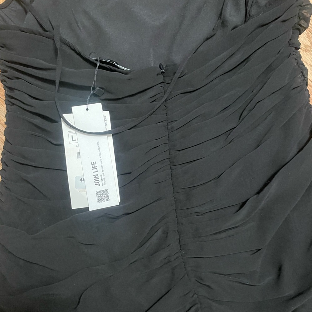 Zara Ruffle dress - Picture 4 of 7